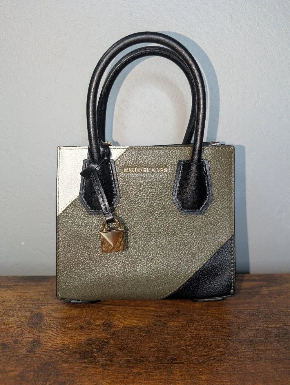 Michael Kors Mercer pebbled leather accordion crossbody bag